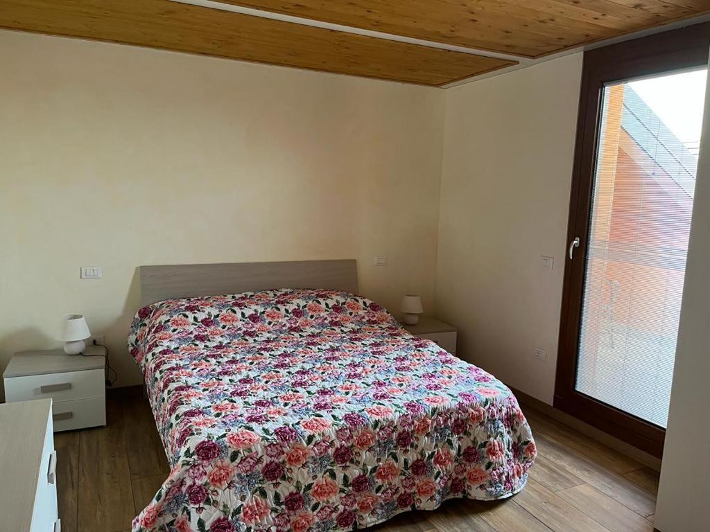 Perla Top Floor Apartment Сирмионе Екстериор снимка